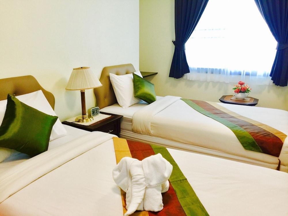 Yellow Ribbon Hills Boutique Khách sạn hẻo lánh 3*
