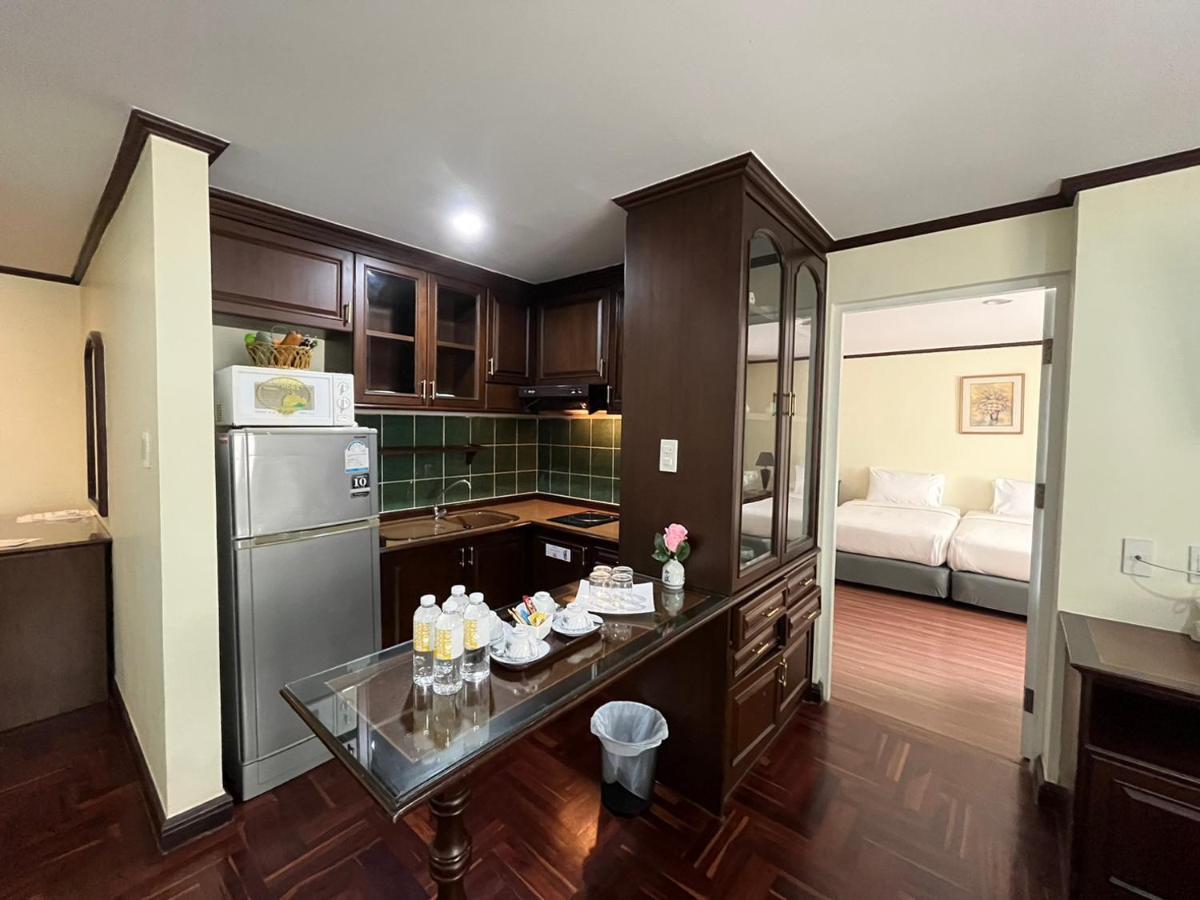 Khách sạn hẻo lánh Yellow Ribbon Hills Boutique 3*